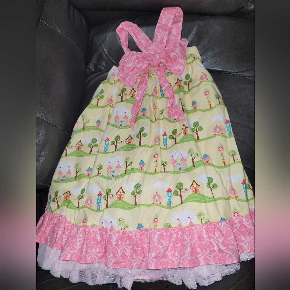 🏰 Sam and Sydney Cinderella Print Halter Bow Dress W/Crinoline